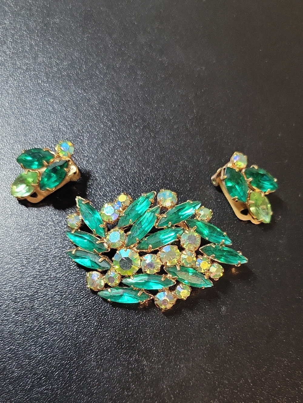 Gold-Tone Emerald Green Crystal Brooch and Clip-On Earring Set
